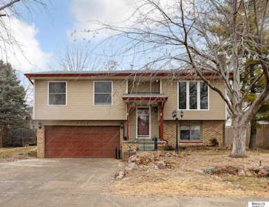 8212 Bondesson St Omaha, NE 68122000