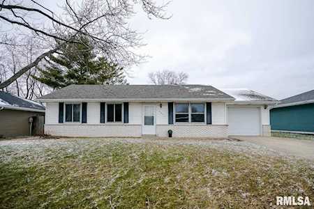 5631 W Cherokee Path Peoria, IL 61607