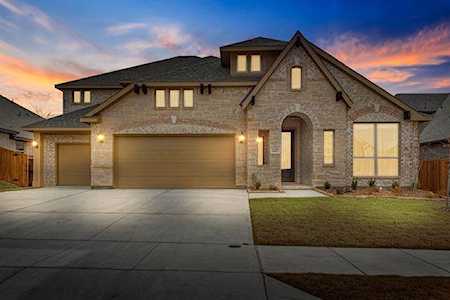 645 Ridgewater Trail Fort Worth, TX 76131