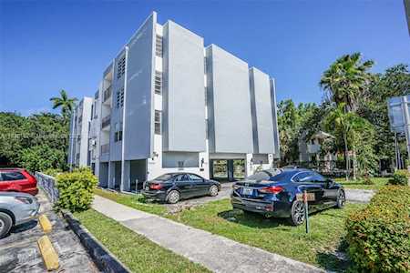 12105 NE 6th Ave #201 North Miami, FL 33161