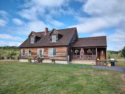 182 Hartland Rd Canaan, ME 04924
