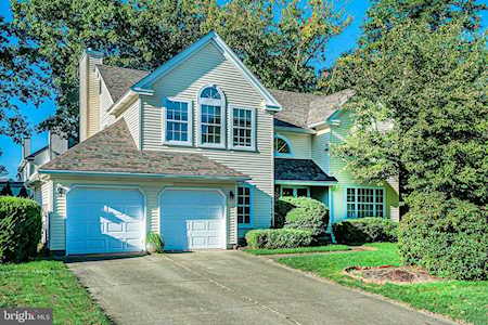 52 Jonquil Way Sicklerville, NJ 08081