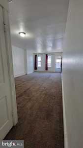 833 Beatty St Trenton, NJ 08611