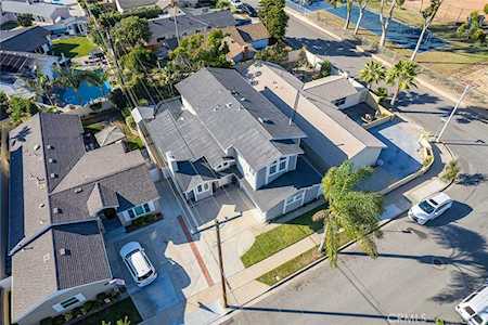 425 Beryl Cove Way Seal Beach, CA 90740