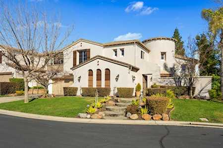 1981 Robin Brook Way Roseville, CA 95661