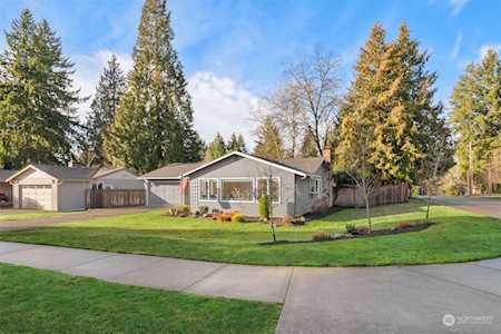 9137 171st Ave NE Redmond, WA 98052
