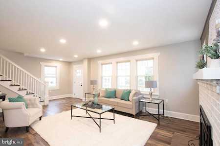 19 W Pittsfield St Pennsville, NJ 08070