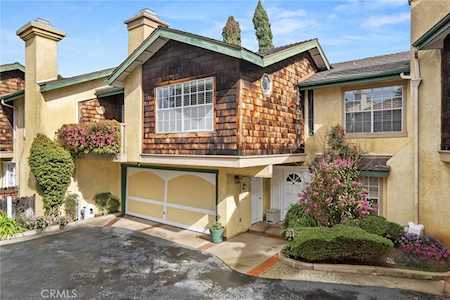 2182 Pacific Ave #4D Costa Mesa, CA 92627