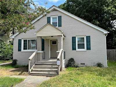 1130 Elder Ave Chesapeake, VA 23325