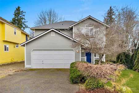 1704 116th Ave SE Lake Stevens, WA 98258