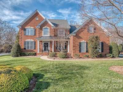 2400 Lord Anson Dr Waxhaw, NC 28173