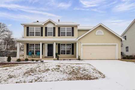 470 Westglen Village Dr Ballwin, MO 63021