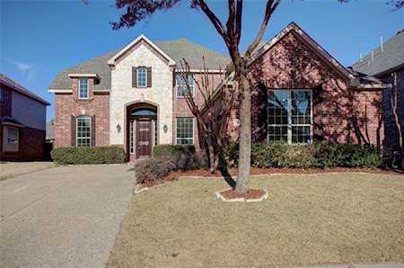 3020 Nadar Grand Prairie, TX 75054