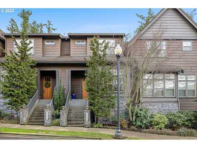 10290 SW Windwood WAY Portland, OR 97225