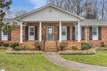 105 Poinsettia Dr Simpsonville, SC 29681