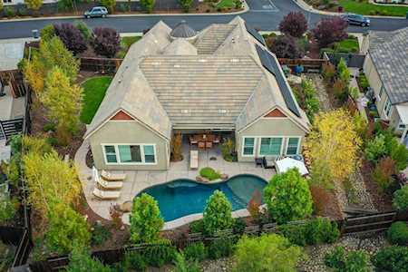 5611 Lakepointe Drive Rocklin, CA 95677