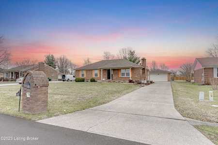 12313 Spring Meadow Dr Louisville, KY 40229