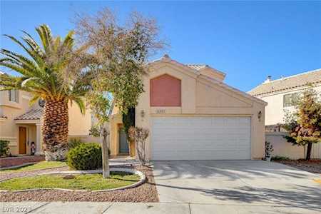 2201 Storkspur Way Las Vegas, NV 89117