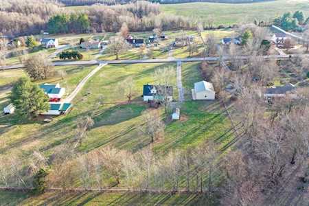 2425 Chester Harris Rd Woodlawn, TN 37191