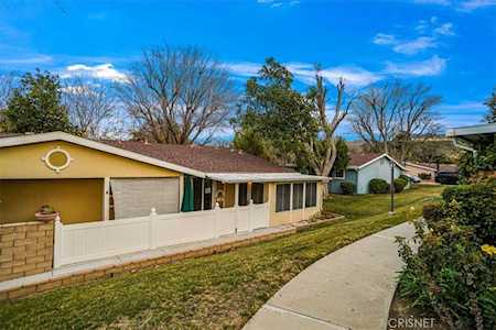 19149 Avenue of The Oaks #C Newhall, CA 91321