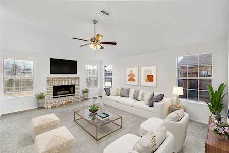 7045 Fox Drive The Colony, TX 75056
