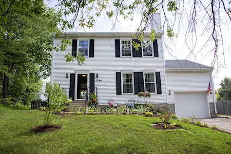 1744 Brook Park Dr Lexington, KY 40515