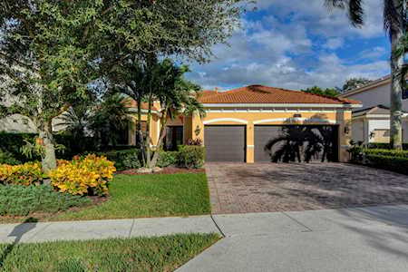15724 Glencrest Avenue Delray Beach, FL 33446