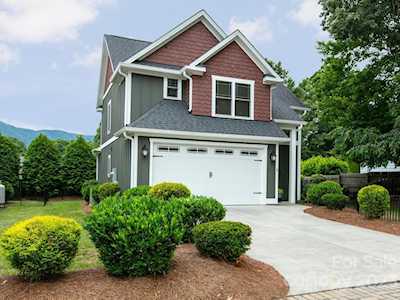 5 Gold Leaf Walk Way Black Mountain, NC 28711