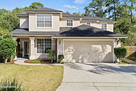 618 Racoon CT St Johns, FL 32259