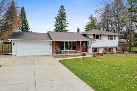 2674 Danbar Dr Green Bay, Village of Howard, WI 54313