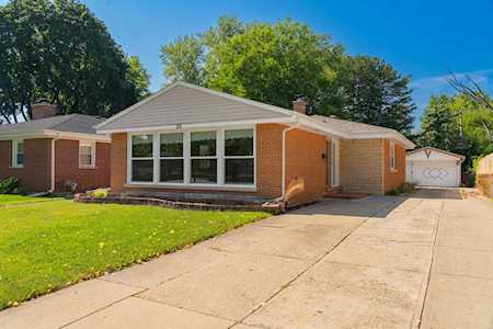 312 S Mount Prospect Rd Mount Prospect, IL 60056