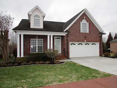 1083 Isaac Franklin Dr Gallatin, TN 37066