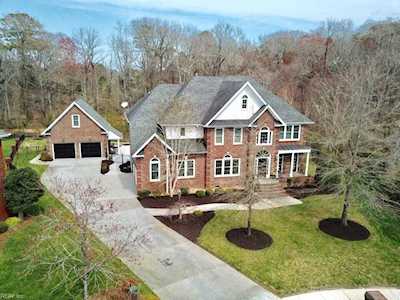 906 Rockglen Ct Chesapeake, VA 23320
