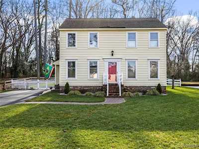 9607 Woodstream Dr Richmond, VA 23238