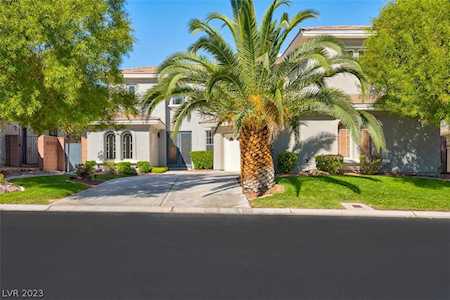 105 N Buteo Woods Ln Las Vegas, NV 89144