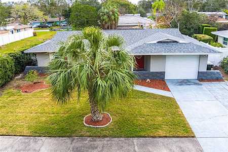 1079 7th Ave NE Largo, FL 33770