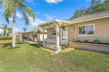 27671 Arroyal Rd #102 Bonita Springs, FL 34135