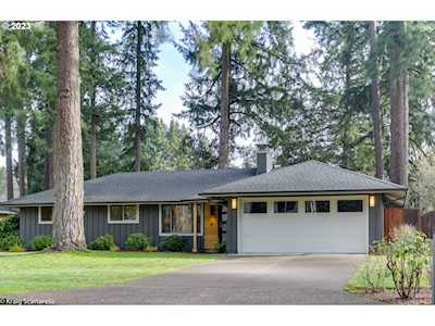 19176 SW Benfield AVE Lake Oswego, OR 97035
