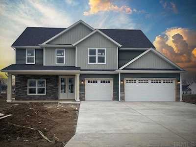4306 Admirals Cove Drive Lafayette, IN 47909