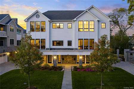 28 Locust Avenue #Flat 2 Rye, NY 10580