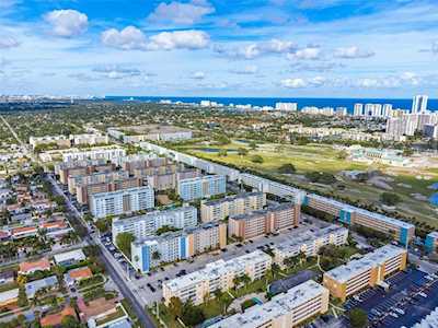 232 NE 12th Ave #506 Hallandale Beach, FL 33009