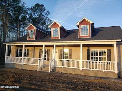 1179 English Colony Place Washington, NC 27889