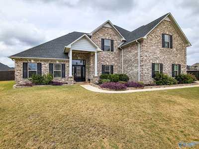 25439 Nottingham Drive Athens, AL 35613