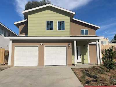 2820 C Avenue National City, CA 91950