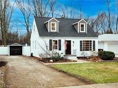 27353 Dunford Rd Westlake, OH 44145