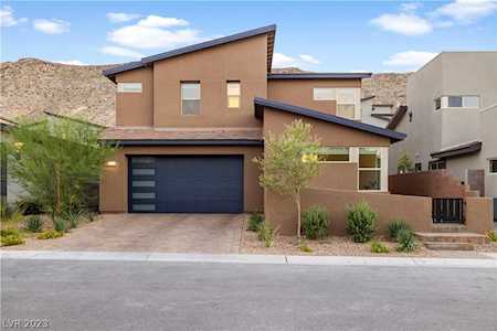 9725 Starlight Ridge Ave Las Vegas, NV 89148