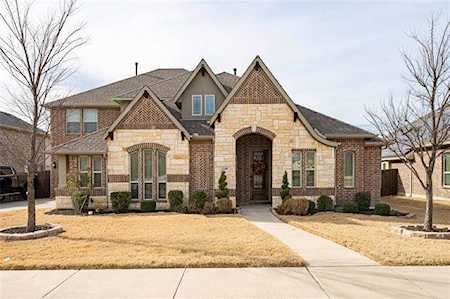 1109 Keats Drive DeSoto, TX 75115