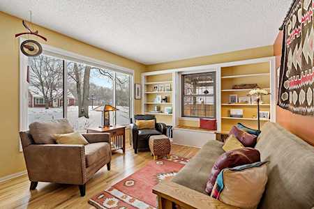 2006 Thure Avenue Saint Paul, MN 55116