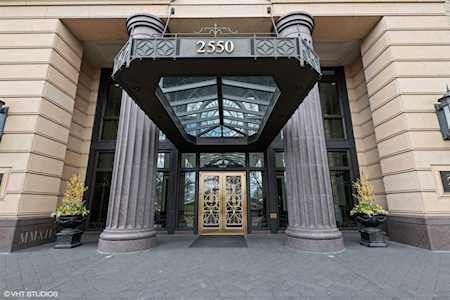 2550 N Lakeview Ave #N805 Chicago, IL 60614