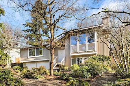 4932 131st Place SE Bellevue, WA 98006